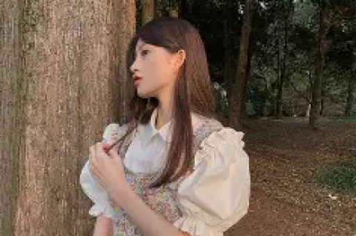 中年演员塌房天花板带亲闺女当出轨遮羞布