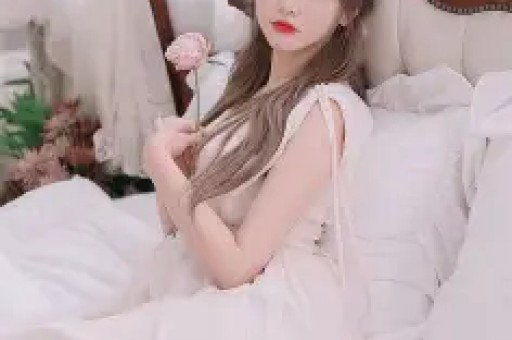 内娱1天4大瓜！顶流恋情、深夜泡酒吧、全身整容一个比一个离谱